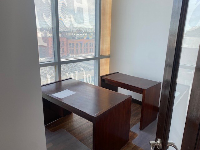 More Photos Of 32-56 Steinway St, Astoria Medical For Lease