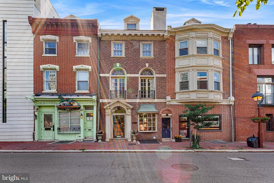 More Photos Of 208 S 3rd St, Philadelphia Storefront Retail Office For Lease