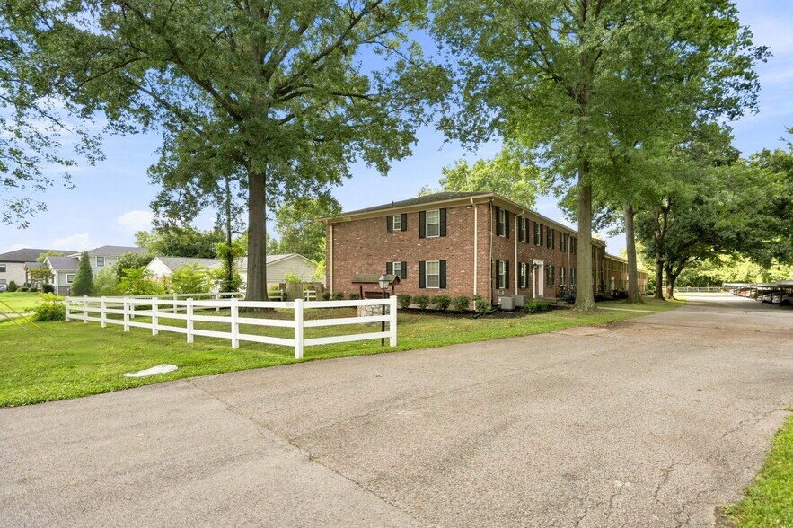 More Photos Of 610-620 Breckenridge Ln, Louisville Apartments For Sale