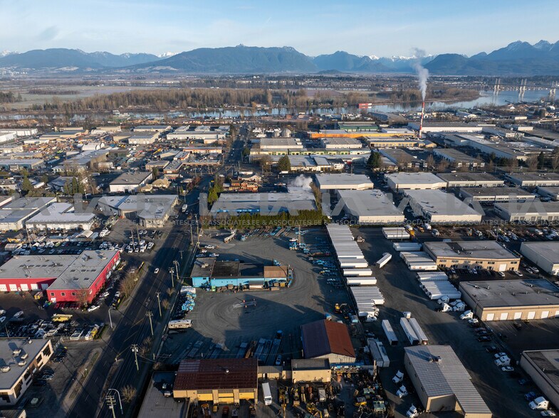 More Photos Of 9520 192nd St, Surrey Warehouse For Lease