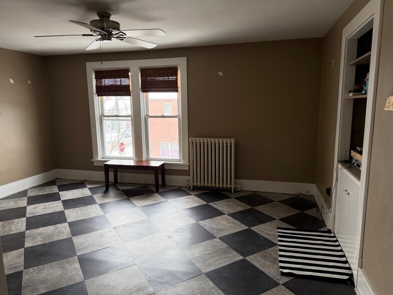 More Photos Of 138 W Main St, Ligonier Township Storefront Retail Residential For Sale