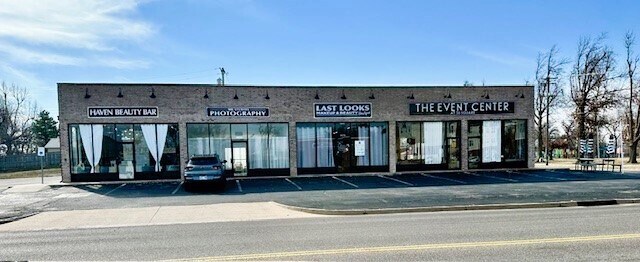 Primary Photo Of 6630-6638 NW 36th St, Bethany Unknown For Lease