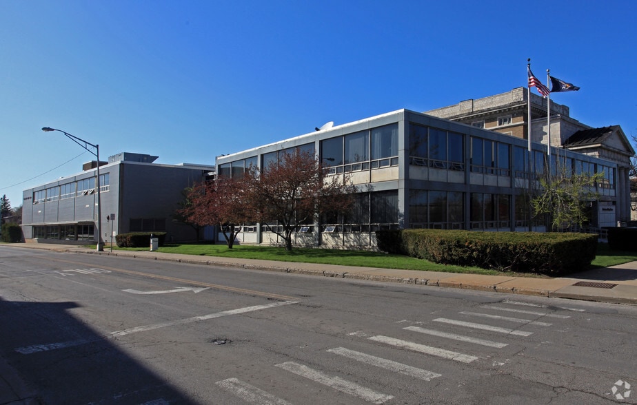 More Photos Of 260 Washington St, Watertown Office For Lease