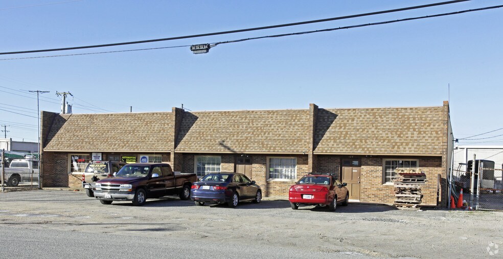 Primary Photo Of 121-125 Southgate Ave, Virginia Beach Flex For Sale