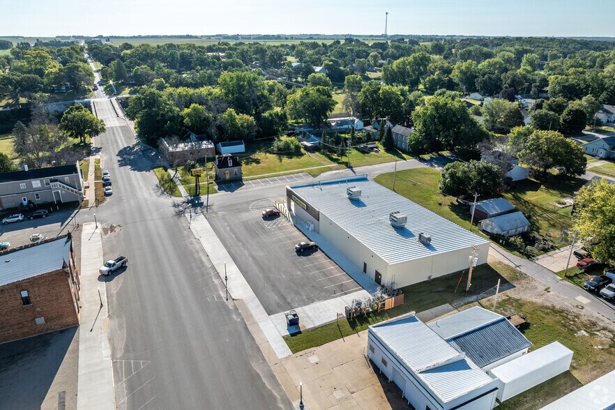 More Photos Of 113 E Main Ave, Rockford Convenience Store For Sale