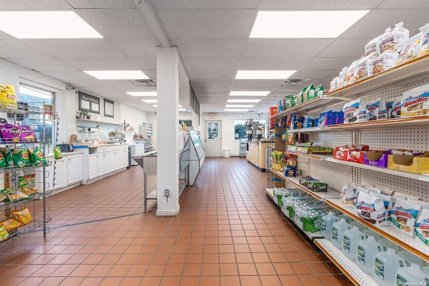 More Photos Of 5087 Sound Ave, Riverhead Storefront Retail Residential For Sale