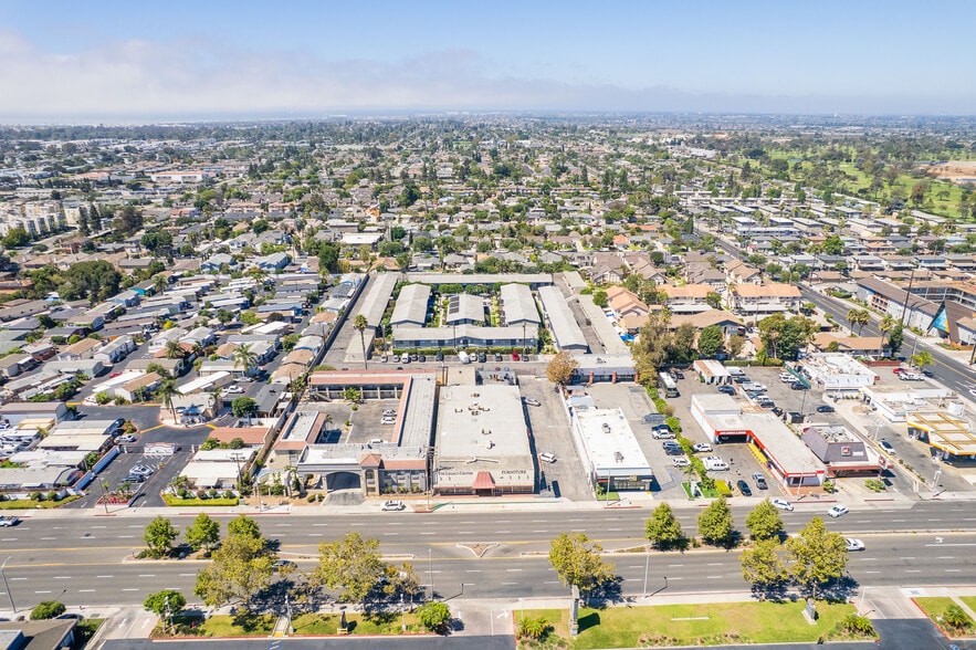 More Photos Of 2215 Harbor Blvd, Costa Mesa Freestanding For Sale