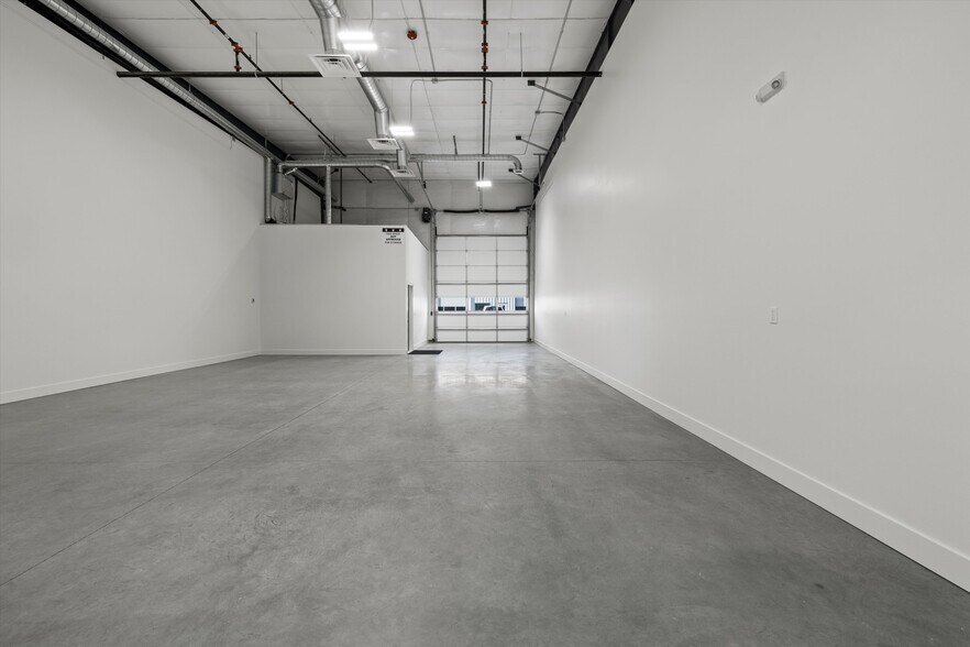 More Photos Of 2517 Logan St, Richland Service For Sale