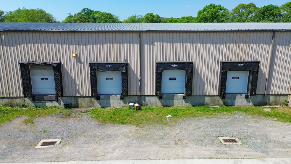 More Photos Of 39B Plains Rd, Essex Warehouse For Lease