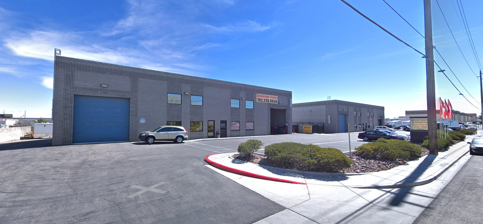 Primary Photo Of 5790 Wynn Rd, Las Vegas Showroom For Lease