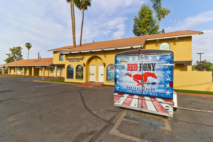 More Photos Of 5901 W Indian School Rd, Phoenix Medical For Sale