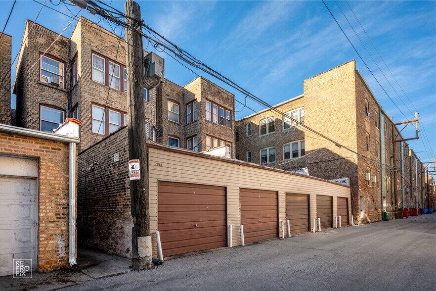 More Photos Of 7661 N Sheridan Rd, Chicago Apartments For Sale