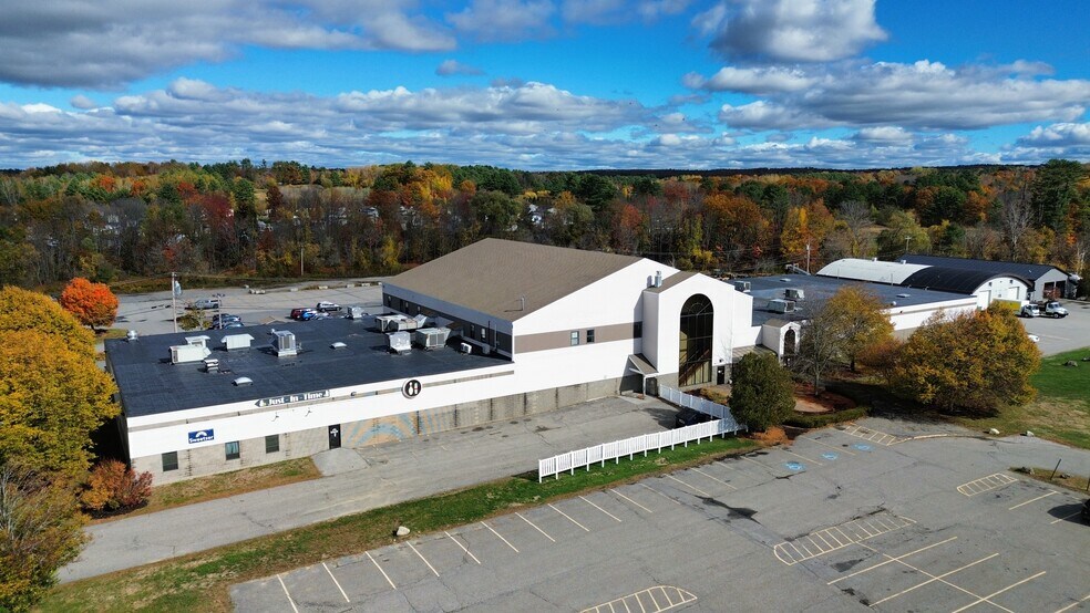 More Photos Of 18-24 Mollison Way, Lewiston Specialty For Sale