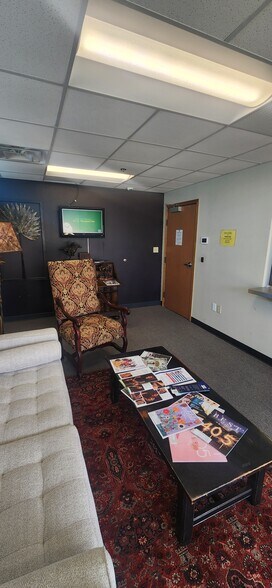 More Photos Of 3810 N Tulsa Ave, Oklahoma City Light Manufacturing For Lease