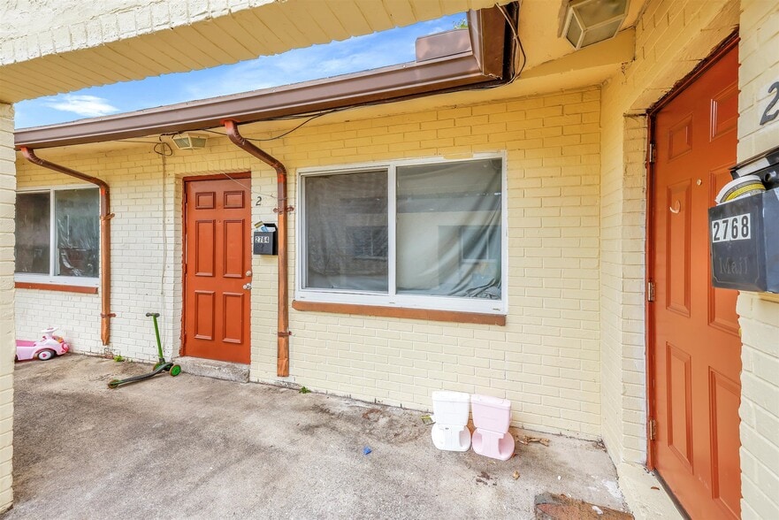 More Photos Of 2750 NW 58th Ter, Fort Lauderdale Specialty For Sale