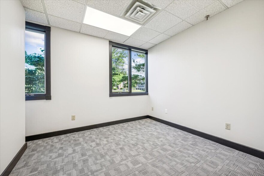 More Photos Of 775 Mountain Blvd, Watchung Office For Lease