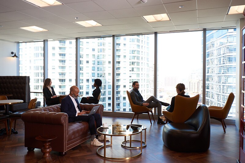 More Photos Of 300 N LaSalle St, Chicago Office For Lease