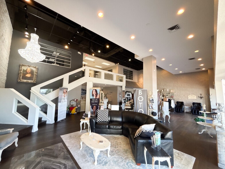 More Photos Of 3060 S Fremont Ave, Springfield General Retail For Sale