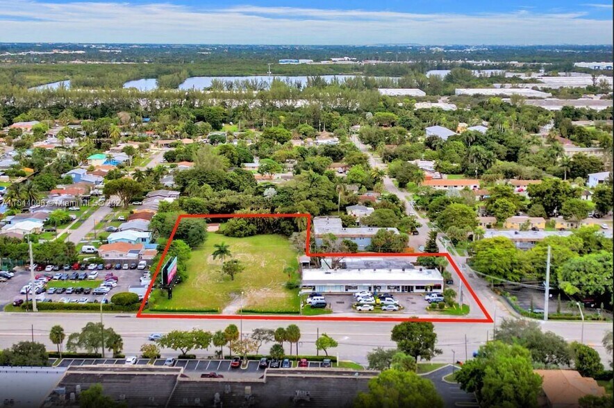 More Photos Of 3325 Griffin Rd, Fort Lauderdale Freestanding For Lease