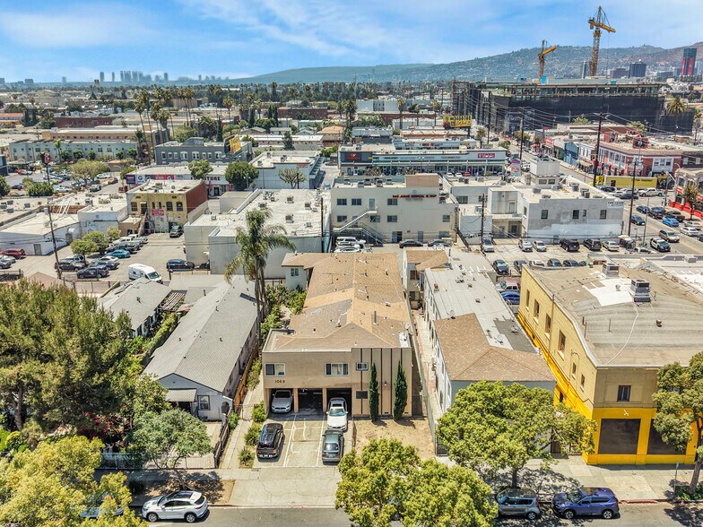 More Photos Of 1069 N Oxford Ave, Los Angeles Apartments For Sale