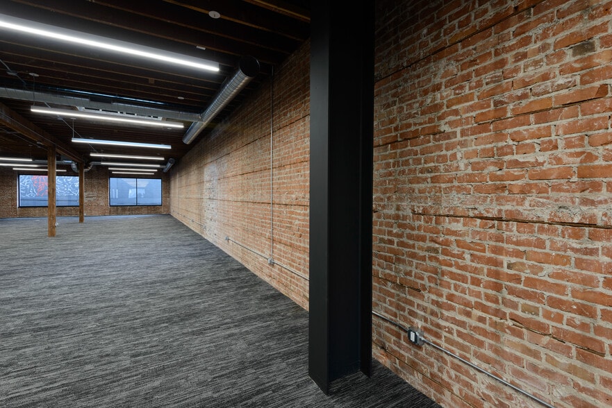 More Photos Of 1714-1720 Franklin St, Oakland Office For Sale