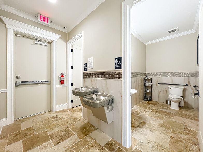 More Photos Of 4850 Holopaw Rd, Saint Cloud Office For Sale