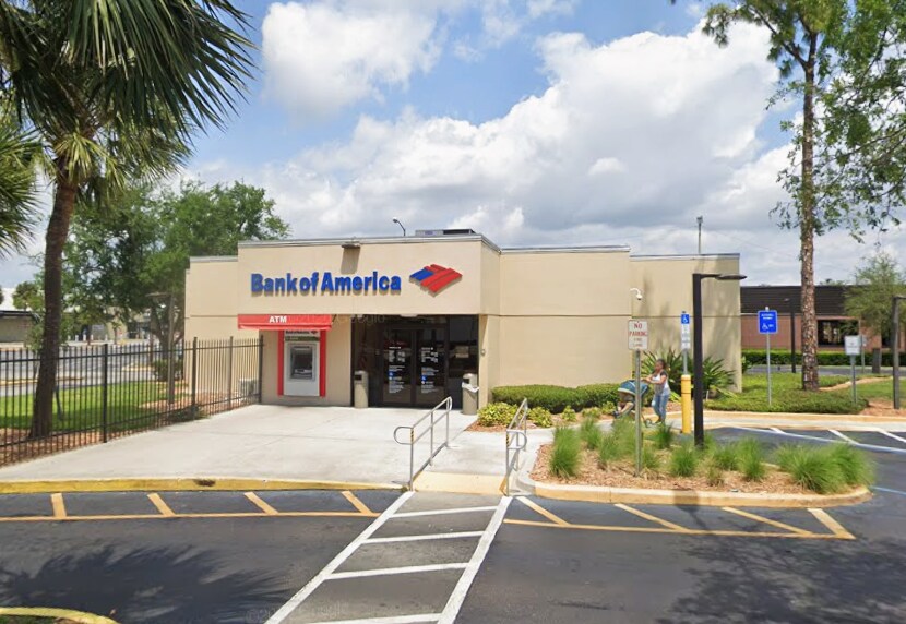Primary Photo Of 7105 Silver Star Rd, Orlando Bank For Lease