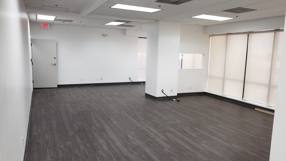 More Photos Of 1909 Tyler St, Hollywood Office For Lease