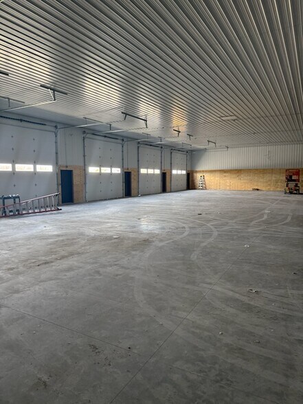 More Photos Of 3135 Broadway St, Cheektowaga Flex For Sale