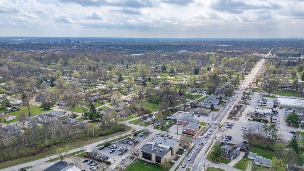 More Photos Of 10455-10499 N College Ave, Carmel Office For Sale