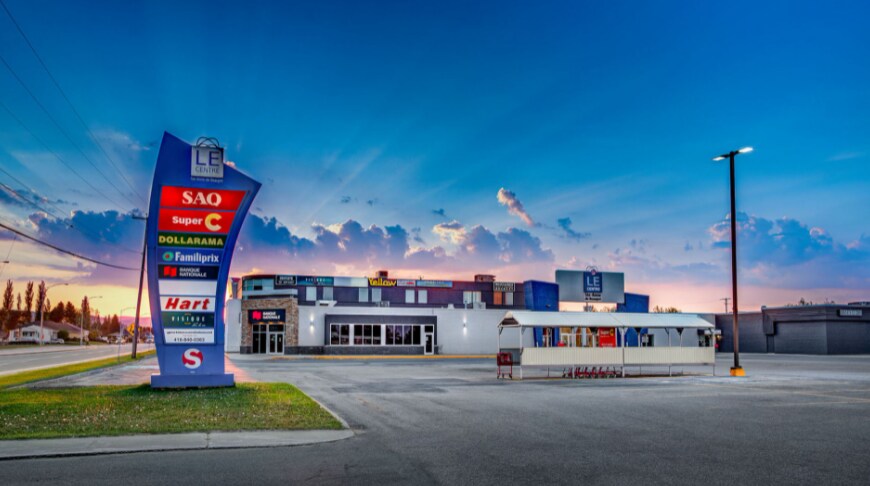 Primary Photo Of 10516 Boul Sainte-Anne, Sainte-anne-de-beaupre General Retail For Lease