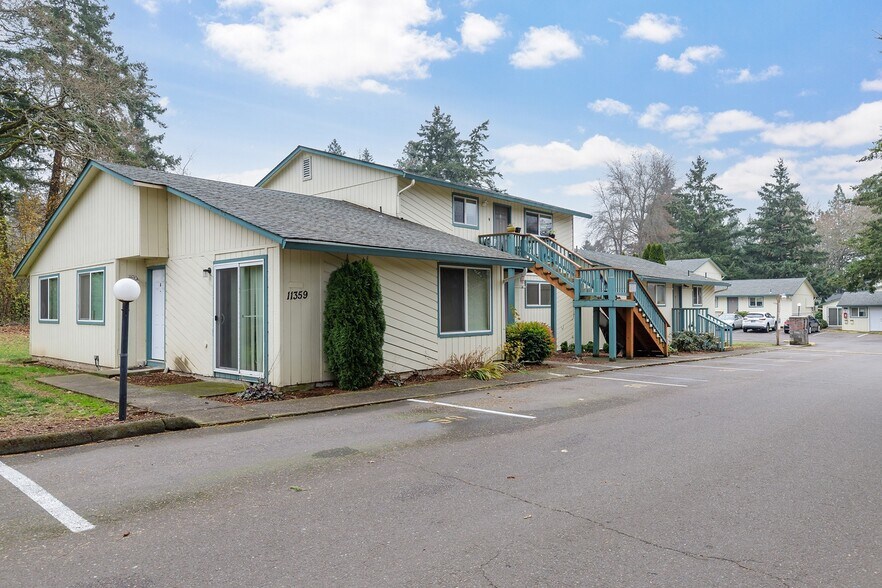 More Photos Of 11349 SW Greenburg Rd, Portland Apartments For Sale