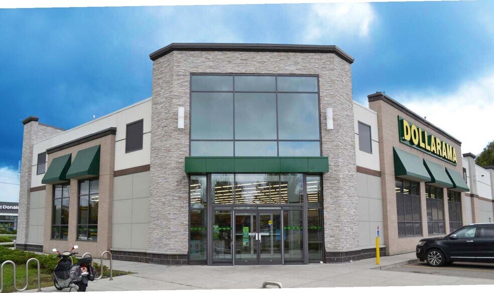 Primary Photo Of 171 Hollywood Rd S, Kelowna Freestanding For Sale