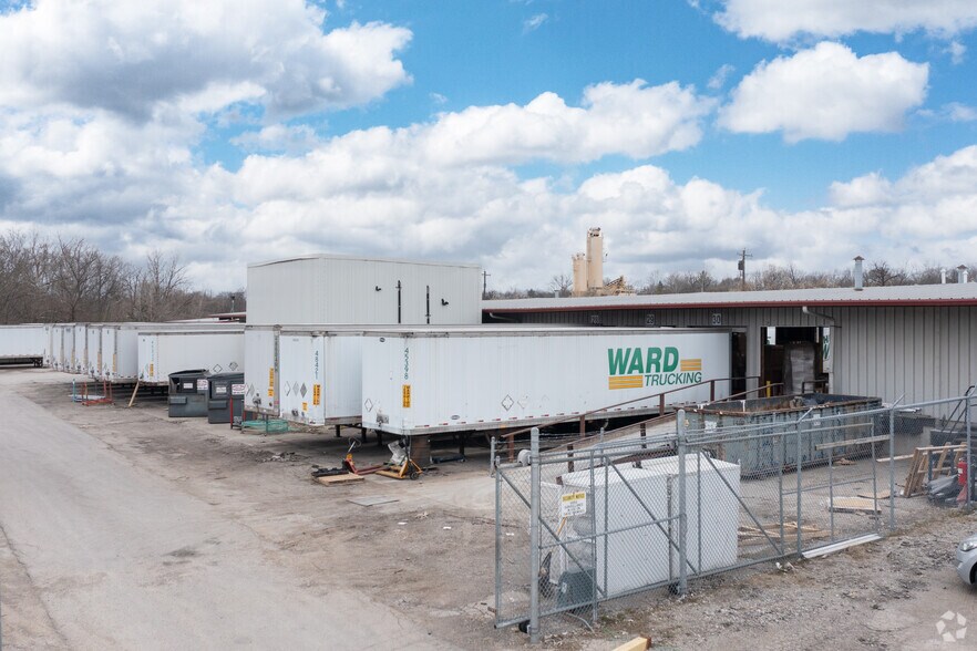 More Photos Of 603 Shepherd Dr, Lockland Truck Terminal For Lease