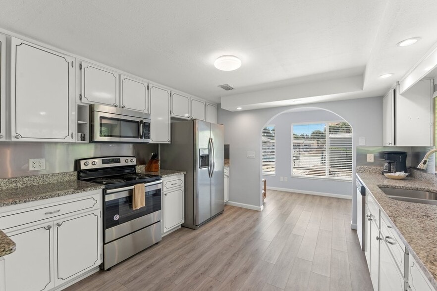 More Photos Of 1708 S Atlantic Ave, New Smyrna Beach Hotel For Sale