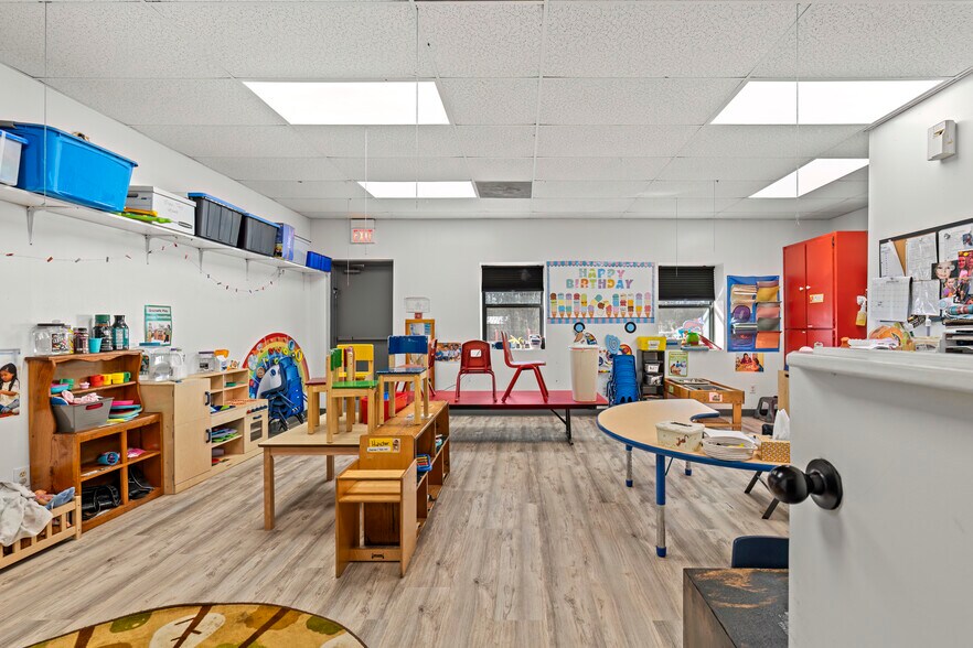 More Photos Of 513 Russell Blvd, Nacogdoches Daycare Center For Sale