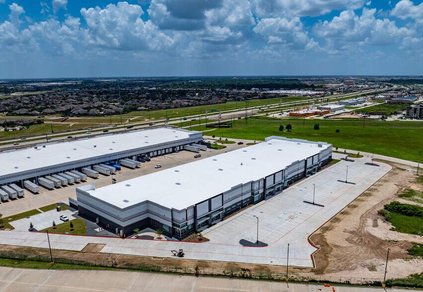 More Photos Of TX-99, Katy Unknown For Lease