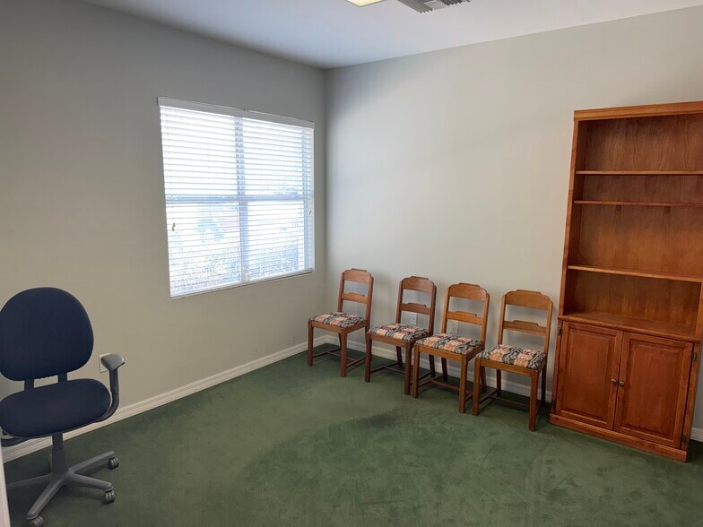 More Photos Of 6260 Dupont Station Ct, Jacksonville Office Residential For Lease