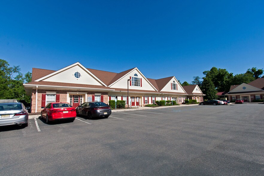 More Photos Of 46 Vreeland Dr, Skillman Unknown For Lease