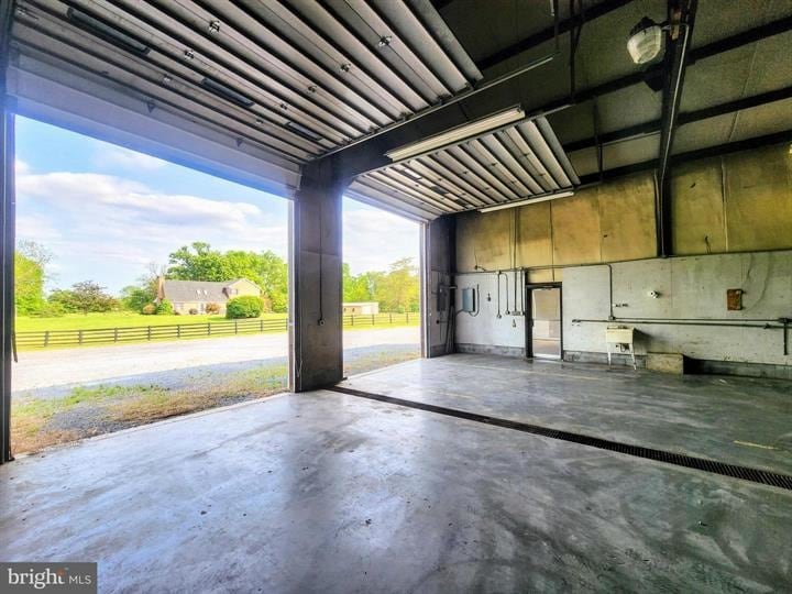 More Photos Of 215 Burkharts ln, Martinsburg Flex For Lease