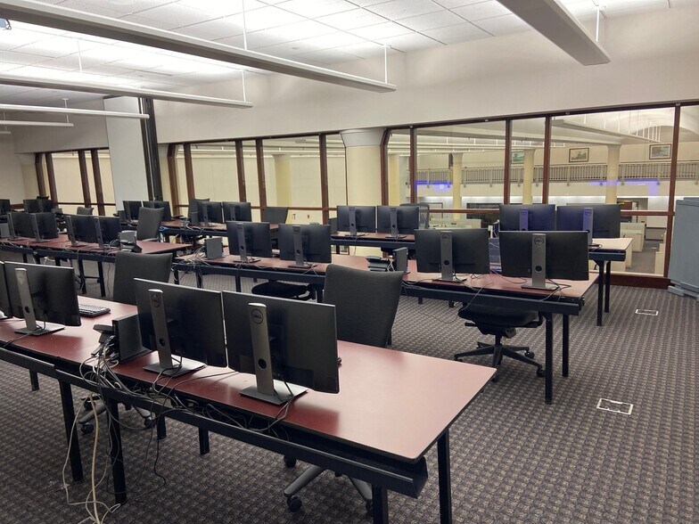 More Photos Of 220 Lasley Ave, Wilkes-Barre Office For Sale