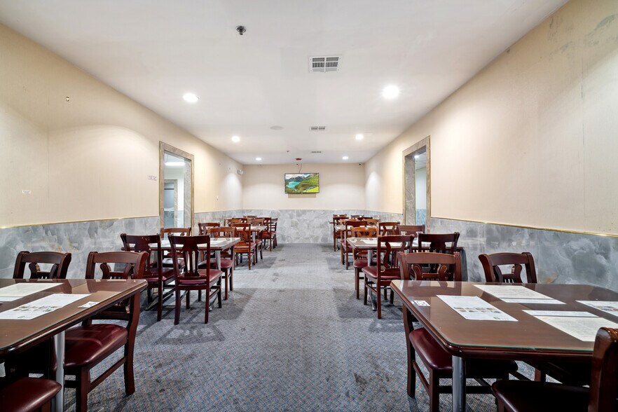 More Photos Of 10478 Valley Blvd, El Monte Restaurant For Lease