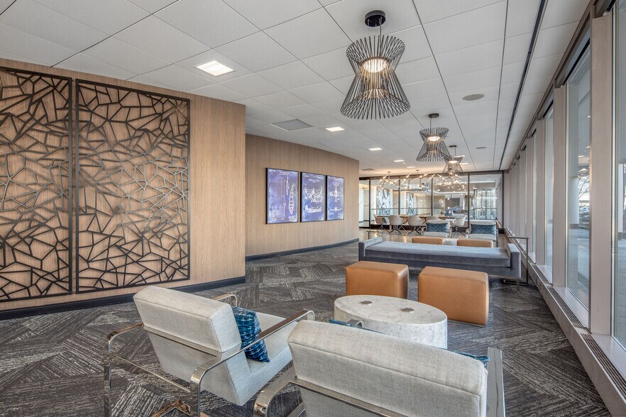 More Photos Of 10255 W Higgins Rd, Rosemont Office For Sale