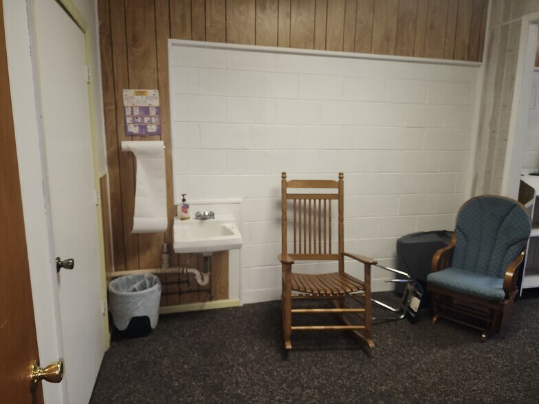 More Photos Of 3597 Amherst Hwy, Monroe Office For Sale