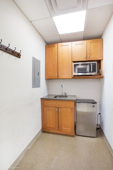 More Photos Of 800 Second Ave, New York Medical For Lease