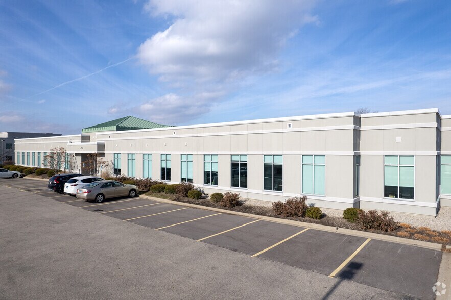 More Photos Of 750 Estate Dr, Deerfield Office For Lease