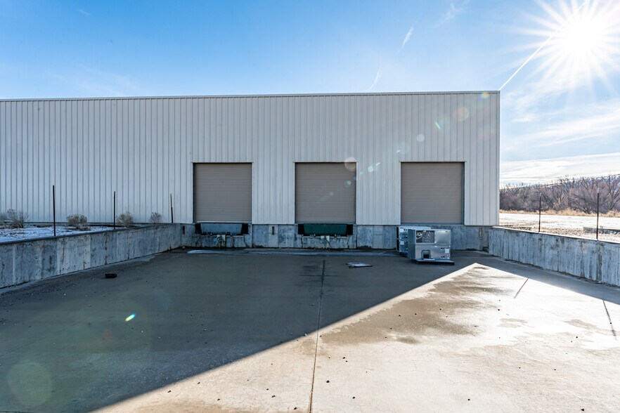 More Photos Of 1800 River Park Way, Pocatello Flex For Sale