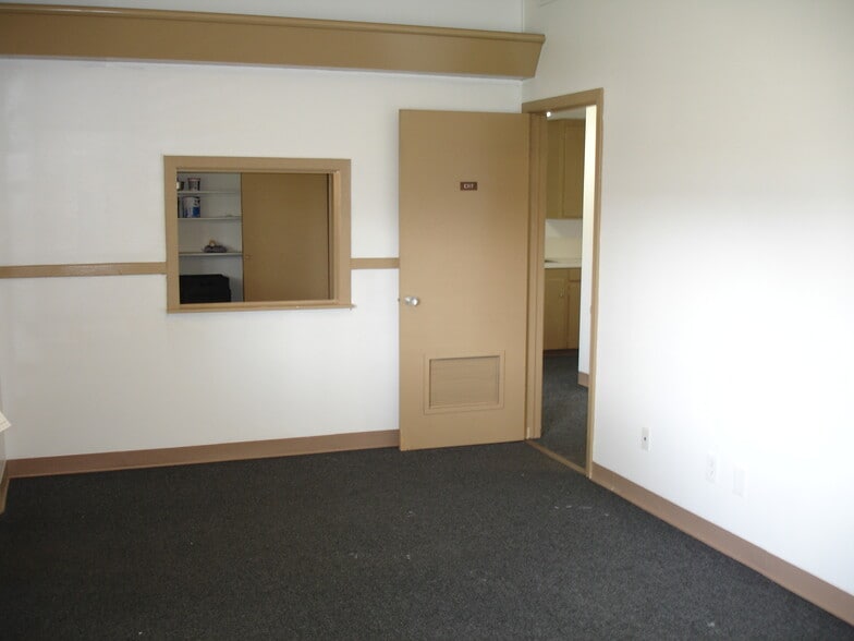 More Photos Of 1022 Pasadena Blvd, Pasadena Medical For Lease