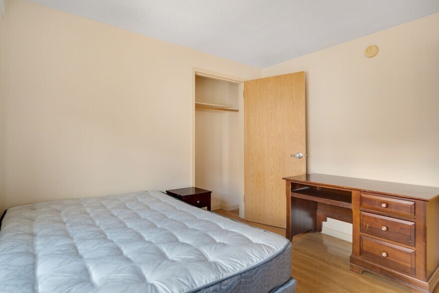 More Photos Of 400 College Ave, Ithaca Apartments For Sale