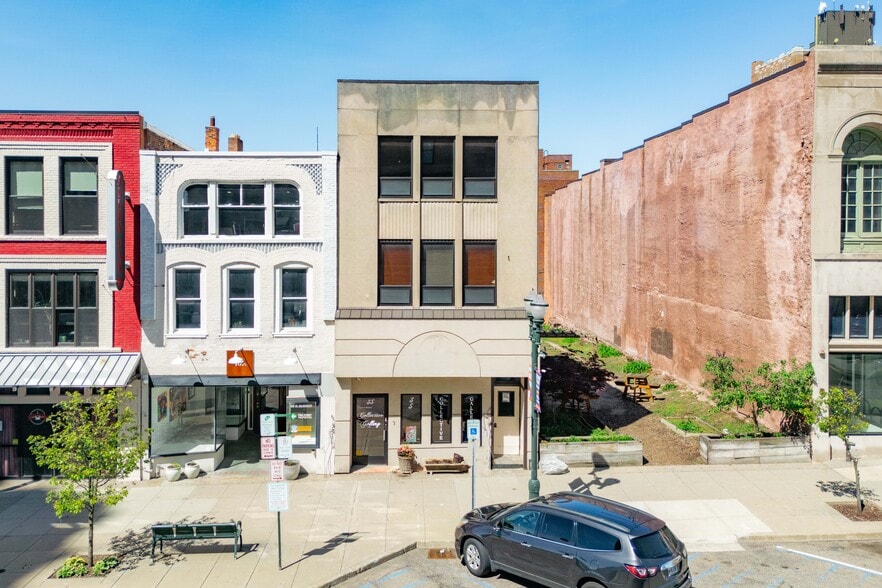 More Photos Of 35 N Saginaw St, Pontiac Storefront Retail Residential For Sale